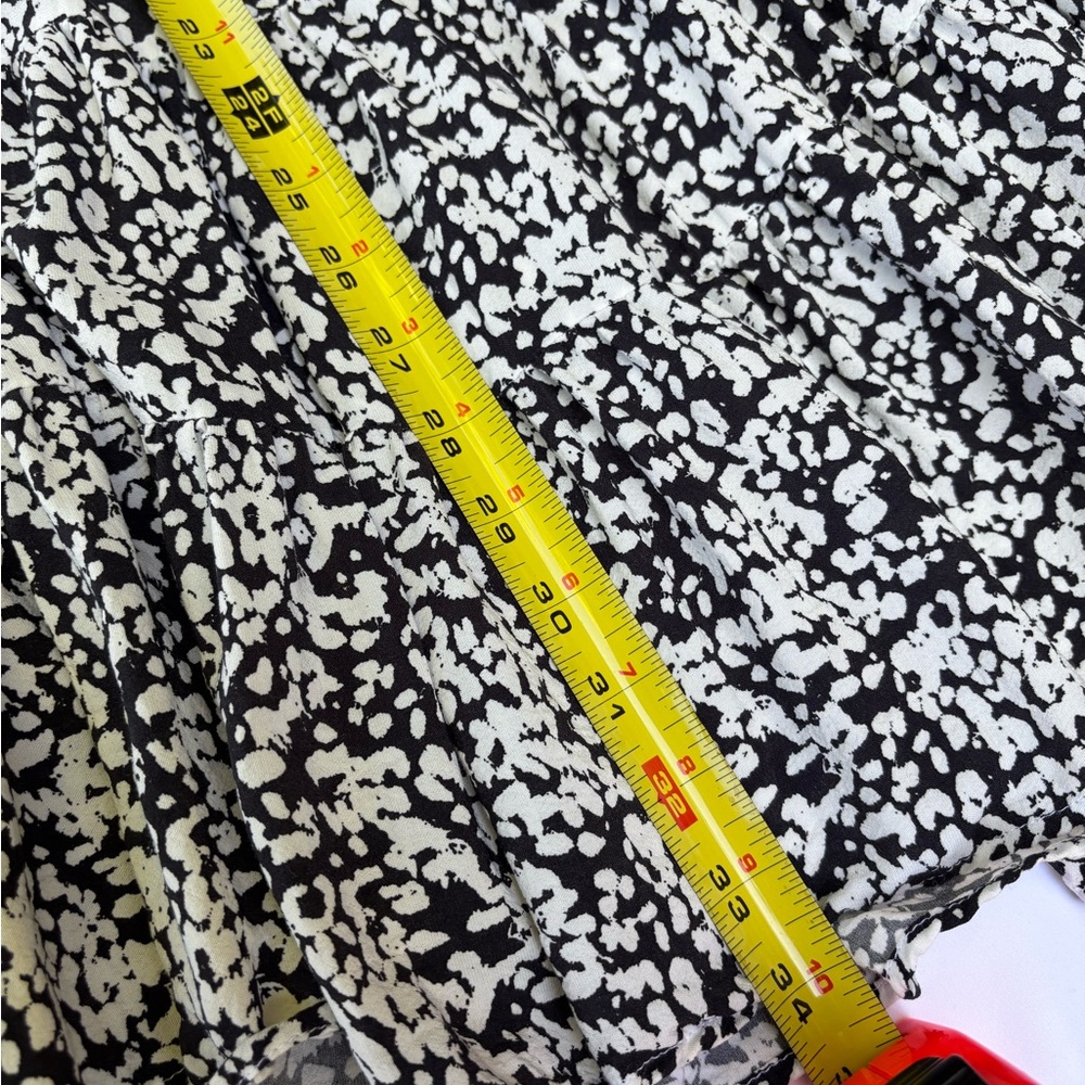 Zara Black and White Long Sleeve Dress - Picture 3 of 4